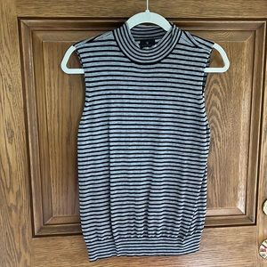 Brand New Women’s sleeveless mock turtleneck tank top, size large.